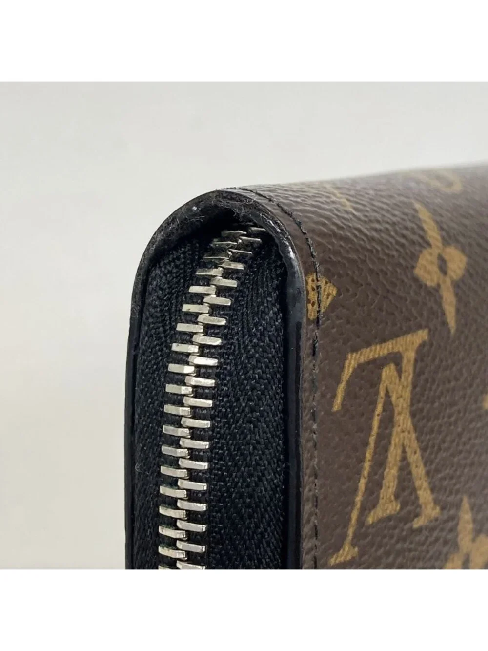 Louis Vuitton Wallet Monogram Macassar Zippy Dragonne Brown Black